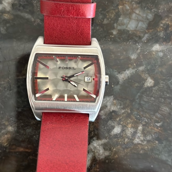 NWT-Fossil Watch Leather Brown Band with Silver Face - Picture 10 of 12